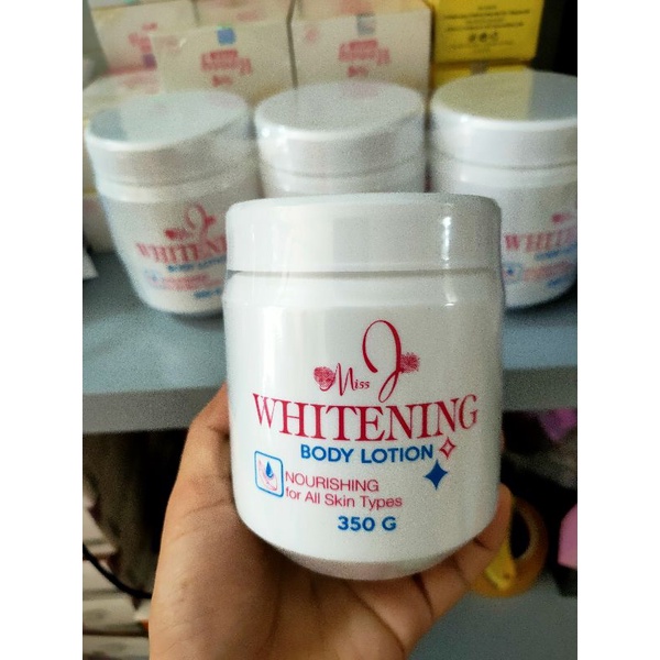 Dưỡng ẩm body Whiening Thái Lan