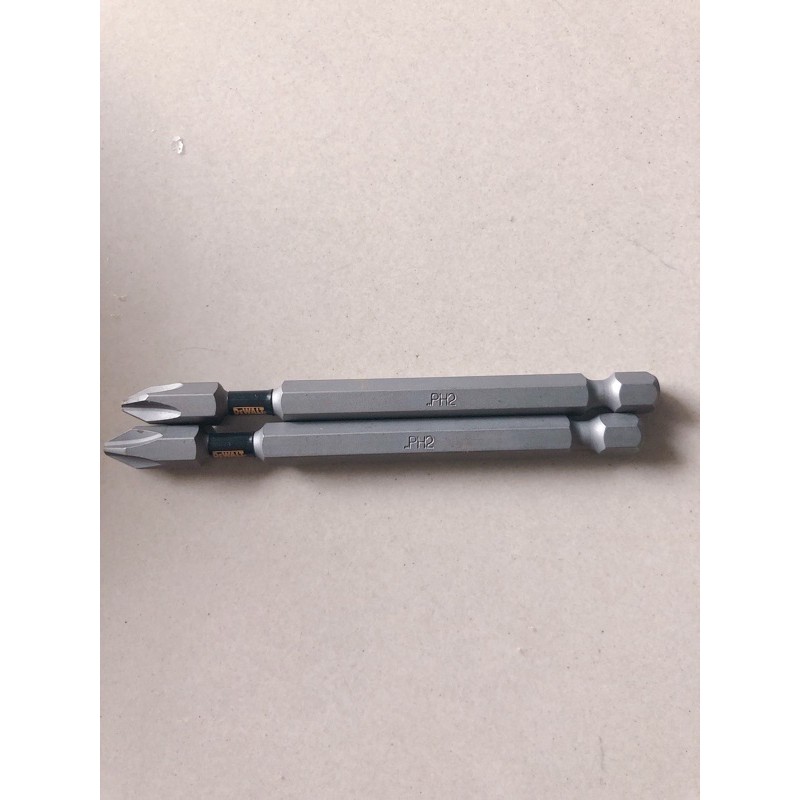 Mủi vít dewalt dài 9cm có nam châm