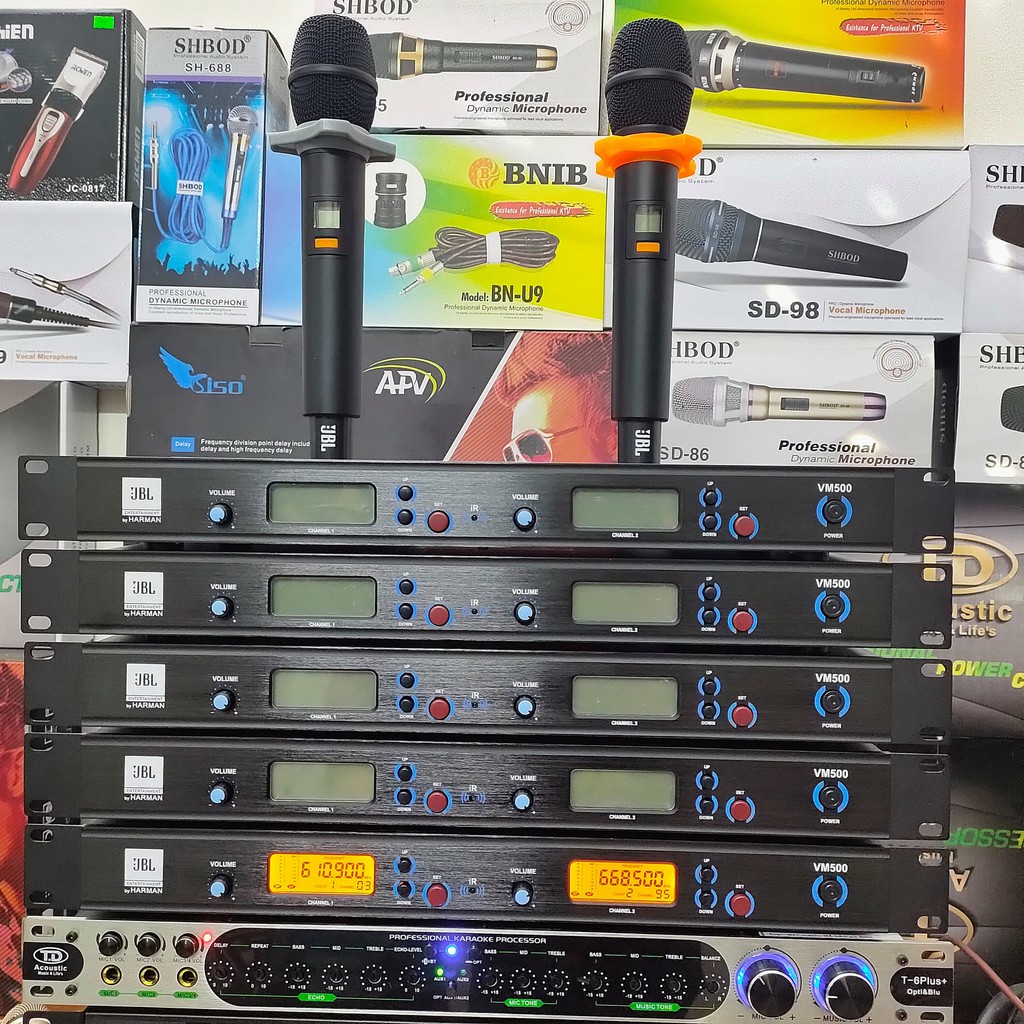 Micro không dây JBL VM500 phiên bản 2021 có TỰ NGẮT và CẢM BIẾN GIA TỐC Hàng Chính Hãng