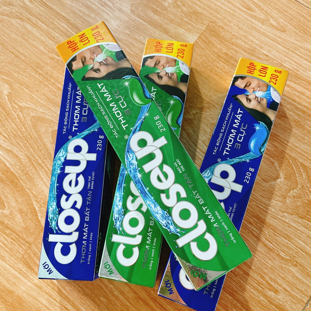 Kem Đánh Răng Close Up Hương Bạc Hà/Hương Lộc Đề 230g