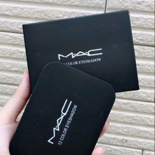 Phấn mắt mac 12 ô