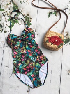 Bikini 1 mảnh cúp ngực