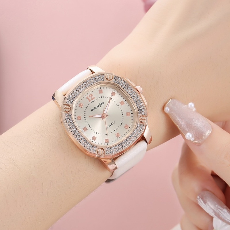 Đồng hồ quartz mặt vuông đính đá với dây đeo hợp thời trang