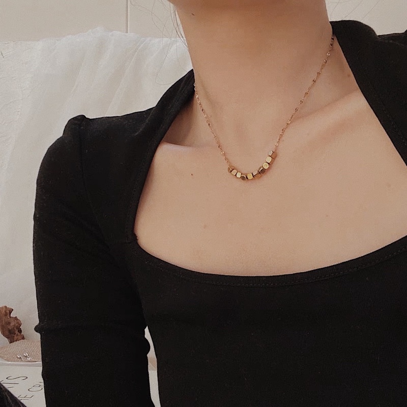 Larosabyh: Vòng cổ basic mặt chuỗi hạt vuông [VC039]