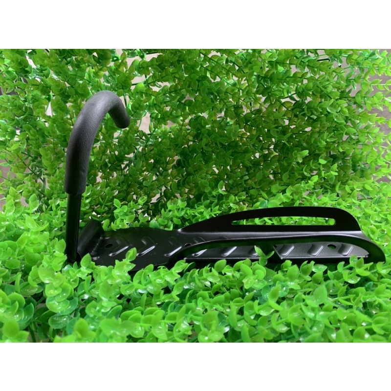 Giá treo xe đạp lên tường thép Sơn tĩnh điện 1 móc tặng kèm bộ vít nở