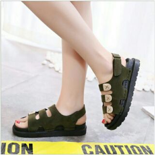 Sandal nữ 3 quai - hot trend 2018