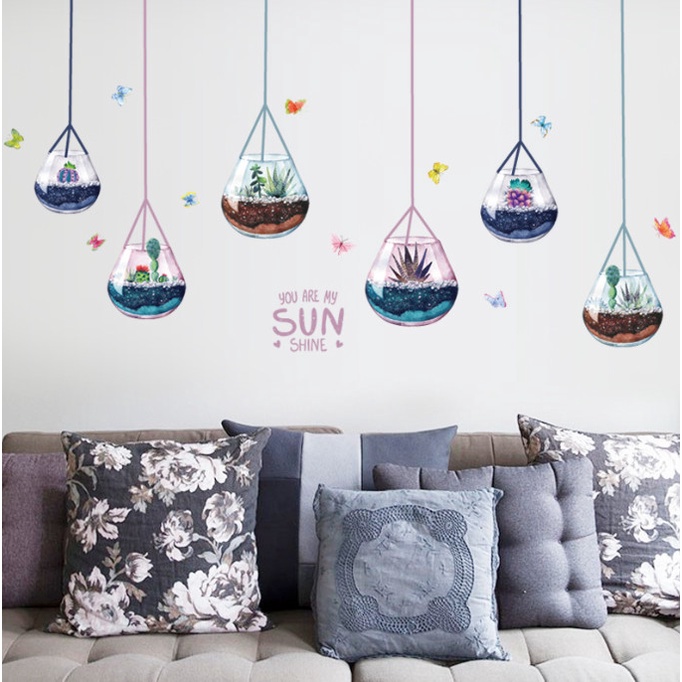 Decal trang trí tường - Những chiếc chậu cây thủy tinh nhỏ