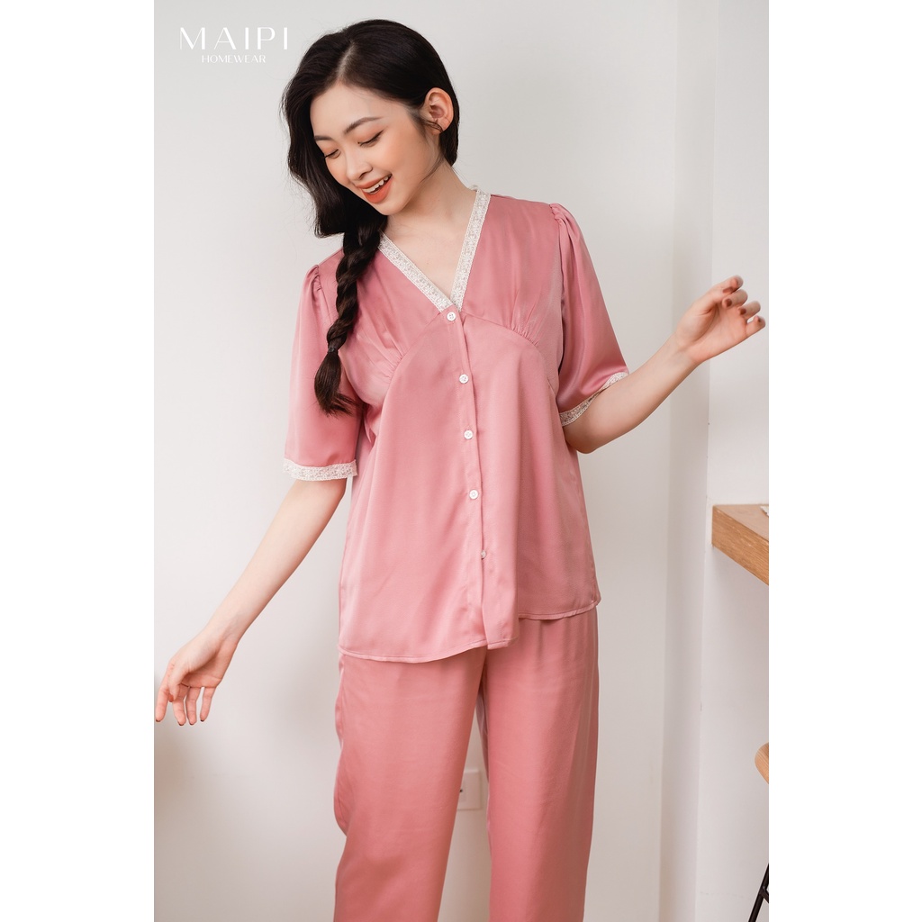 Đồ bộ mặc nhà Lotus chất liệu lụa phôi ren mềm mại,hai màu cực xinh cho nàng, thiết kế by MAIPI