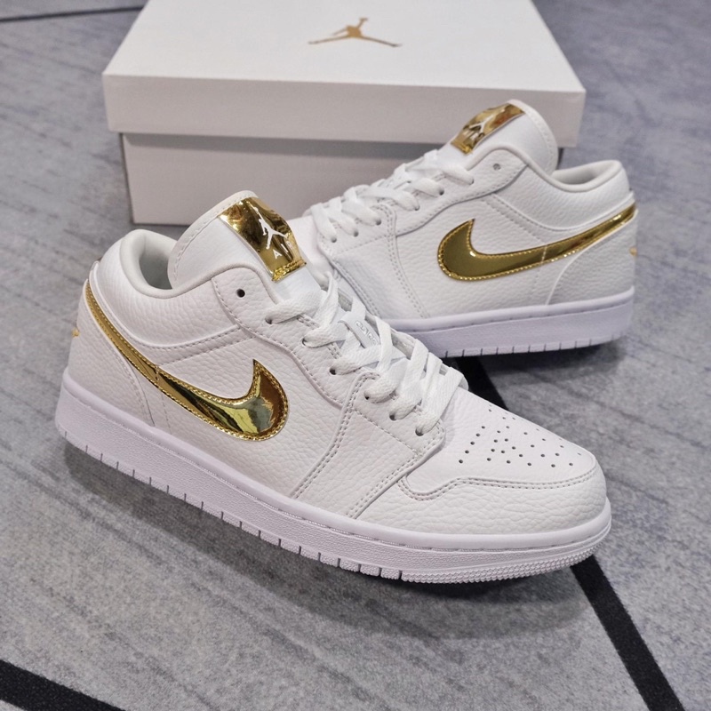 Giày Jordan cổ thấp, Jordan 1 Low Metalic Gold Hàng Chuẩn S.Cấp, Full Box Bill và Phụ Kiện