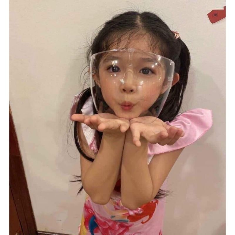 KÍNH BẢO HỘ SỨC KHỎE TRẺ EM. KÍNH CHỐNG DỊCH ĐI HỌC AN TOÀN KHÔNG GÂY HẠI CHO BÉ