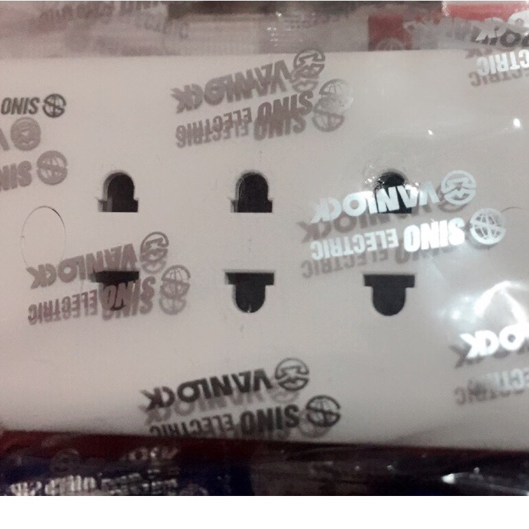 Mặt 3 Ổ Cắm 2 chấu S19 Sino