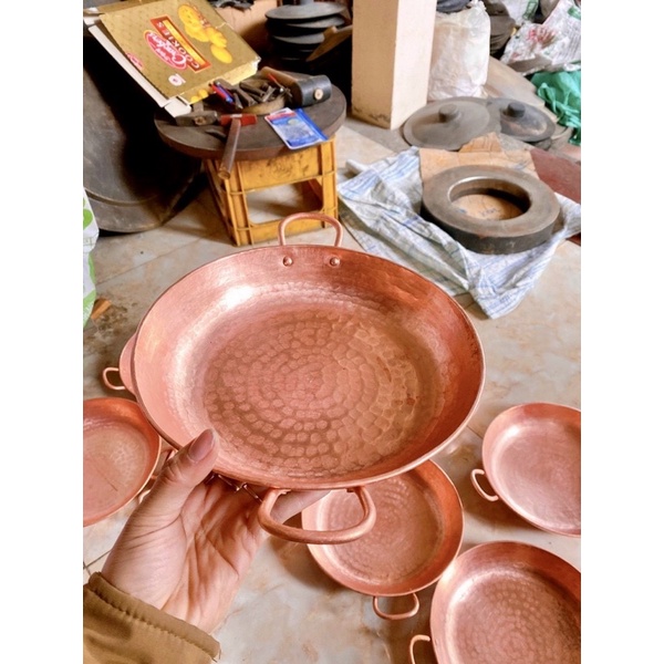 Chảo đồng đỏ 23 cm chất liệu bằng đồng đỏ nguyên chất nhà làm ra