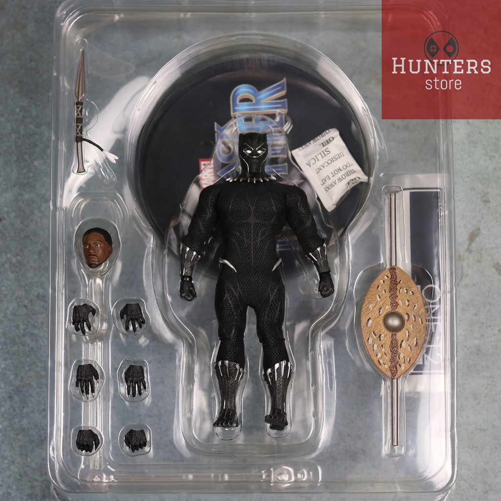 Mô hình Black Panther Mezco