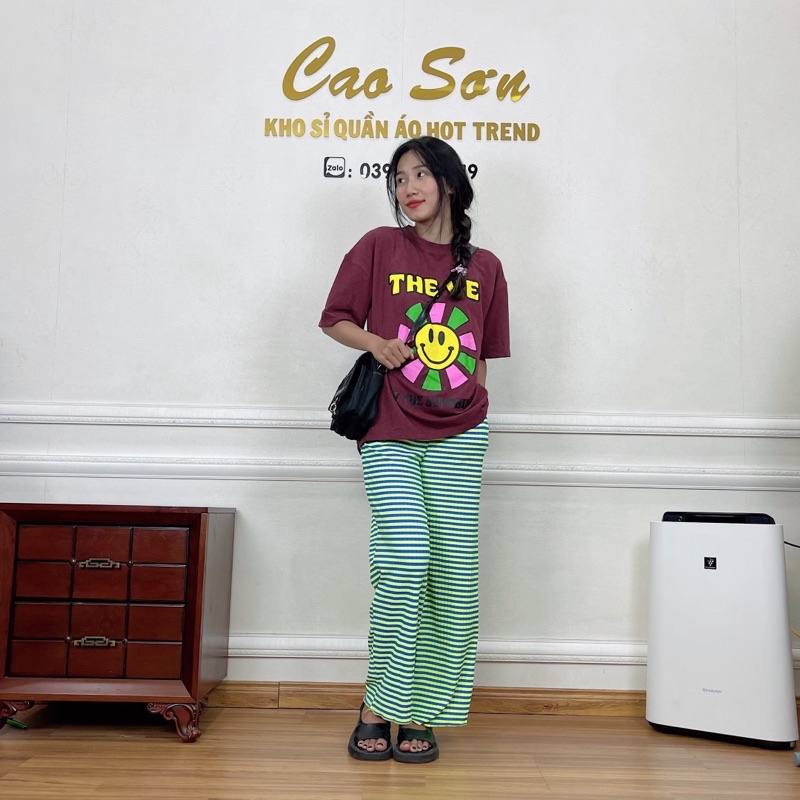 SET BỘ HOT TREND CAO CẤP, ÁO NGẮN TAY HOẠ TIẾT, KẾT HỢP QUẦN ỐNG THUN SỌC NĂNG ĐỘNG