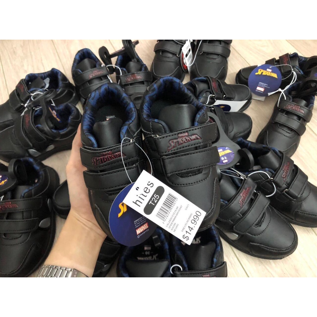 Gìay Spiderman Marvel đen dư xịn