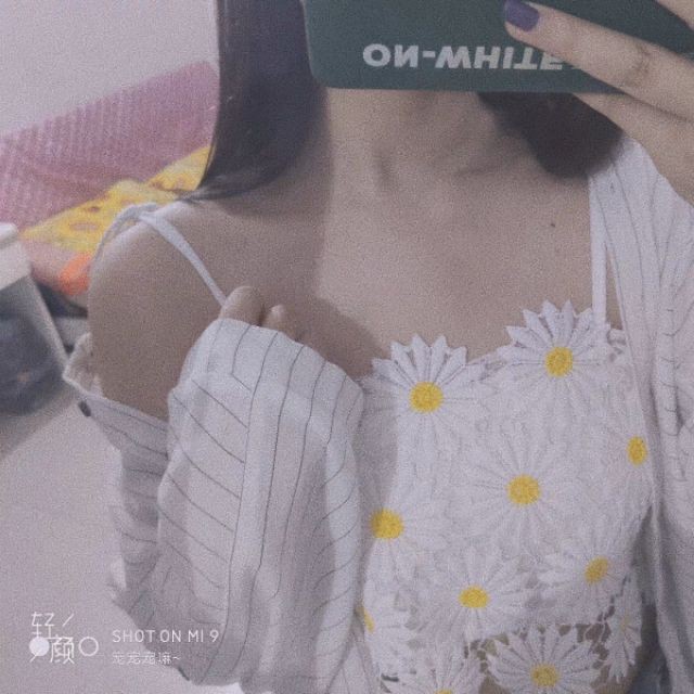 🌼Áo croptop hai dây buộc đi biển hoa cúc thêu Jennie BLACKPINK dễ thương