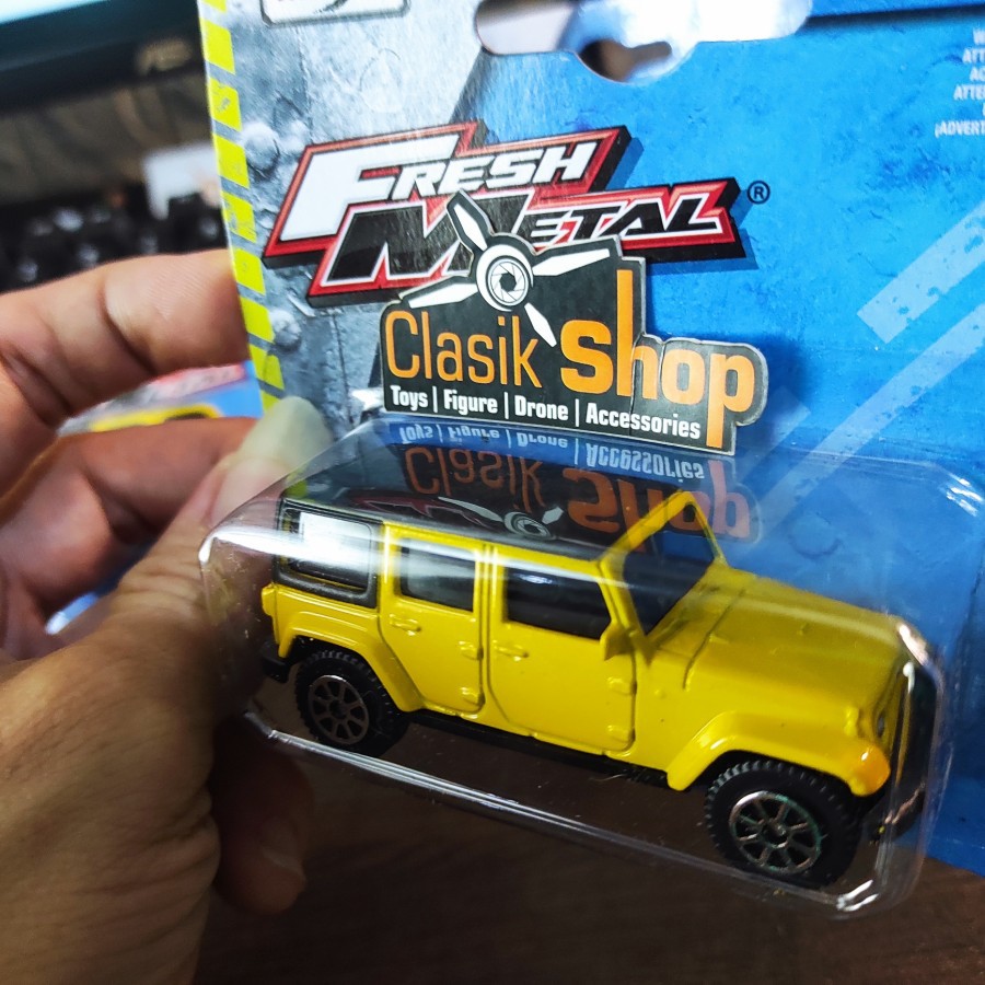 Maisto Mô Hình Xe Jeep Wrangler Tỉ Lệ 1: 64