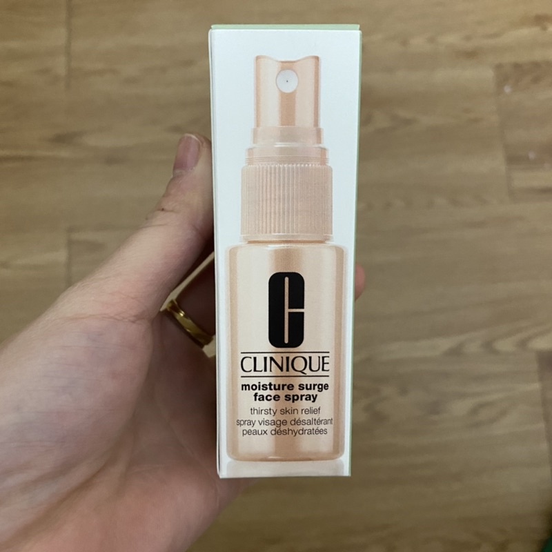 xịt khoáng dưỡng ảm clinique moisture surge face spray 30ml