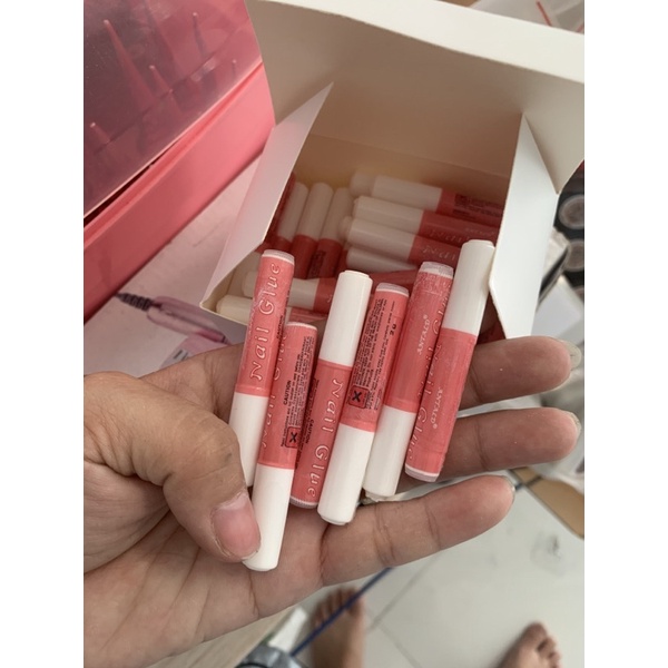 Keo dán móng mini nail glue.1 lốc 10 lọ.