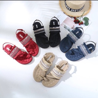 Giày sandal boho đi biển