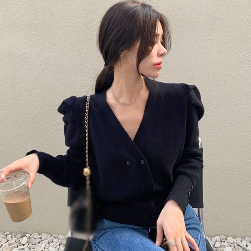 cadigan cài cúc cổ v