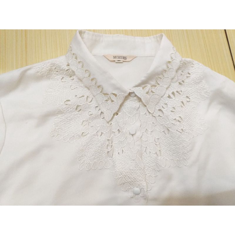 Áo sơmi Nhật size L họa tiết ren hoa thanh lý