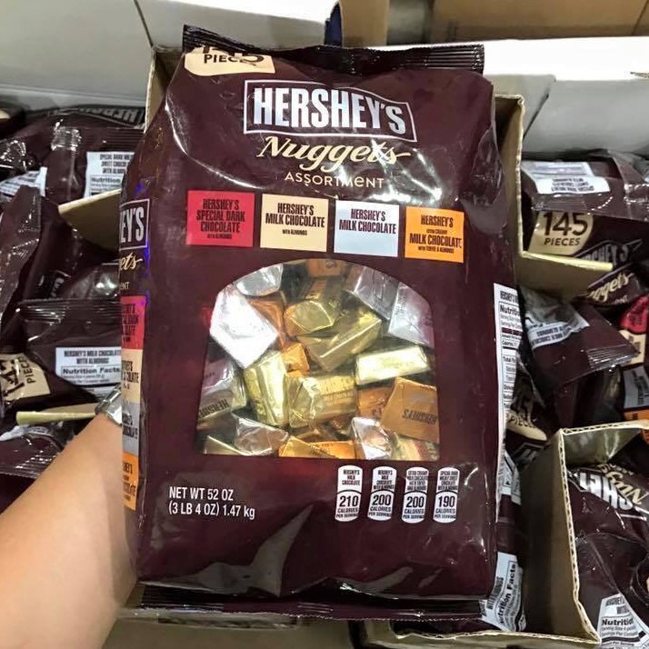 Chocolate hạnh nhân Hershey's Nuggets 145 viên 1,47kg và Socola Hersheys Miniature 180 Viên túi 1.58kg