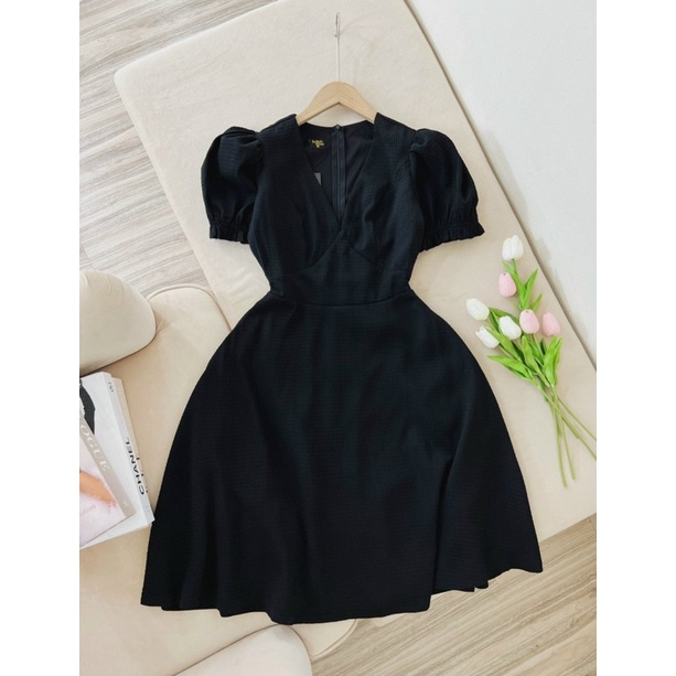 Đầm thiết kế mới Trâm
