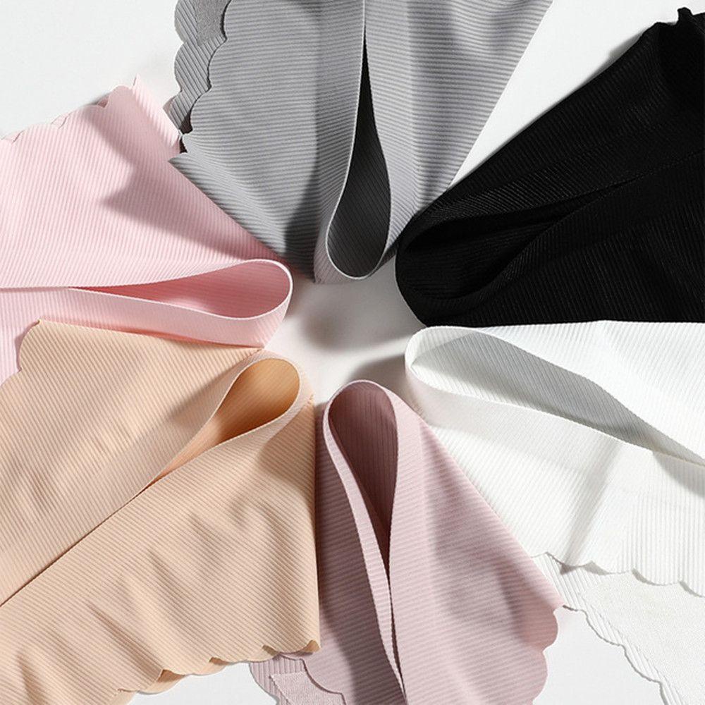 Quần Lót Lọt Khe Vải Lụa Lạnh Phong Cách Quyến Rũ One Piece 1 Cho Nữ