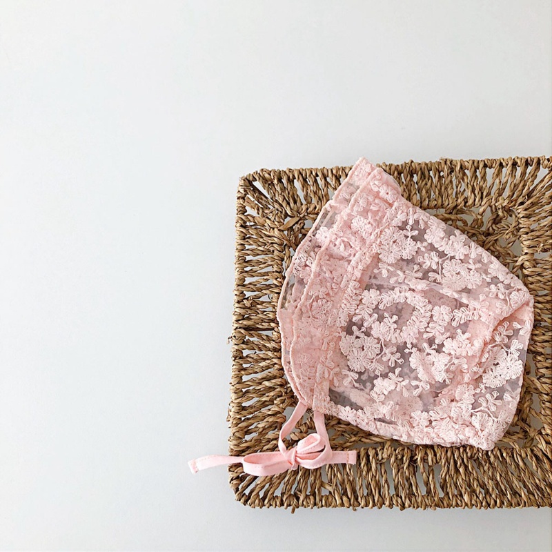 Mũ Tắm Nắng Phối Ren Hoa Màu Trắng Kiểu Công Chúa Dùng Chụp Ảnh Cho Bé Sơ Sinh