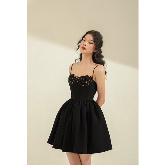 Đầm ren cúp ngực Layla Dress