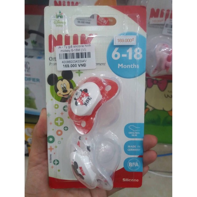 Ti giả NUK / ti ngậm NUK silicone Mickey Sleeptime bộ 2 chiếc có nắp đậy.