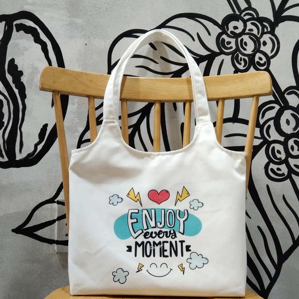 Túi tote, vải canvas 100% poli cao cấp, phong cách thời trang ulzzang, có khoá miệng xịn xò ENJOY EVERY MOMENT mã K26