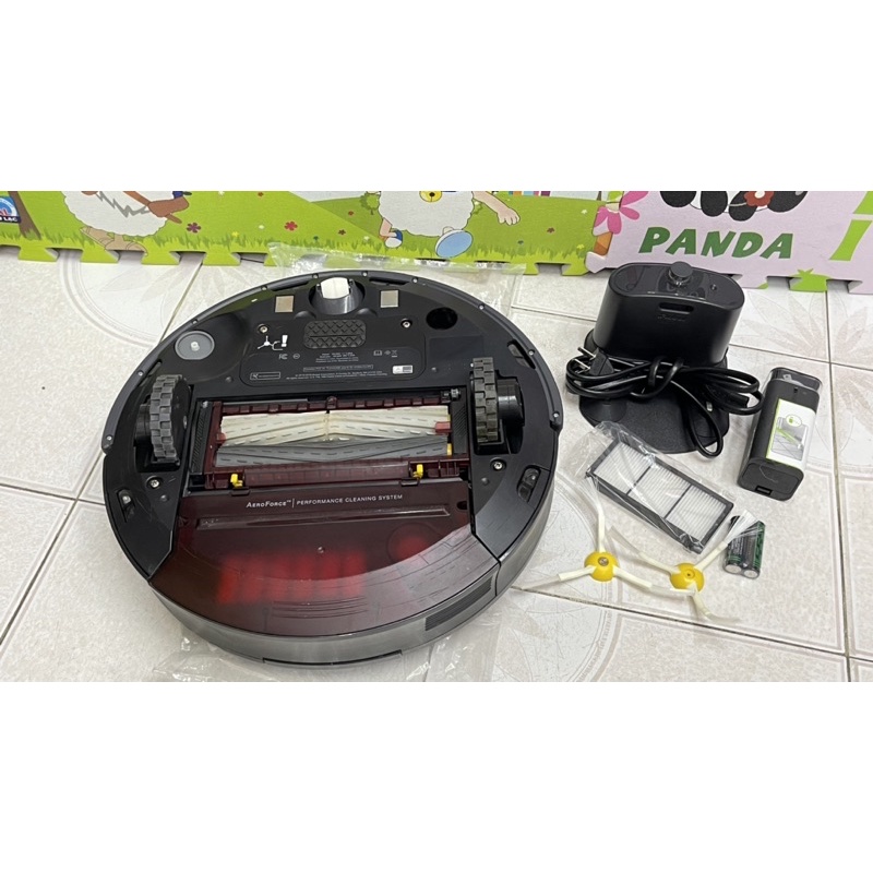 Robot hút bụi thông minh 960
