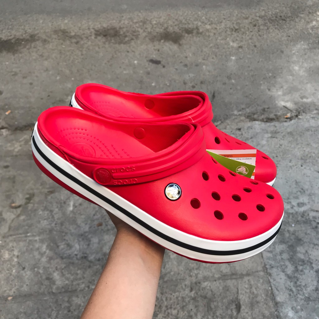 Dép Sục Cá Sấu Nam Nữ Thời Trang Tặng 6 Jibbizt + Hộp | BigBuy360 - bigbuy360.vn