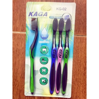 Set bàn chải than tre hoạt tính Kaga