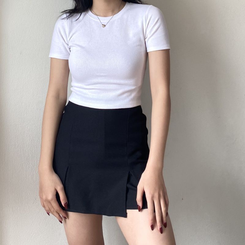 [SET 2 MÓN] Set áo len tăm màu trắng cổ tròn + quần giả chân váy chữ A xẻ tà thời trang ulzzang mùa hè đi chơi basic