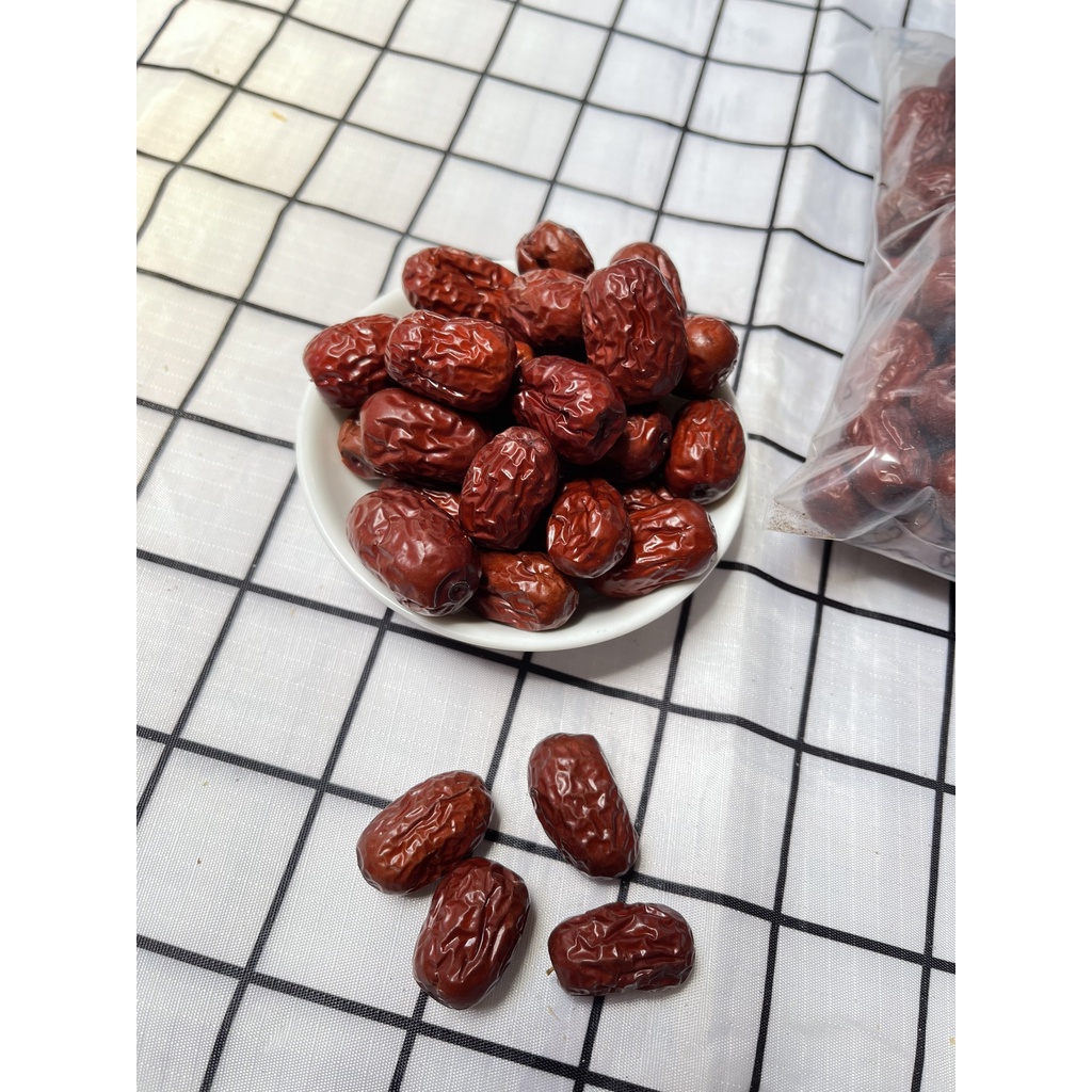 TÁO ĐỎ TÂN CƯƠNG HAT TO