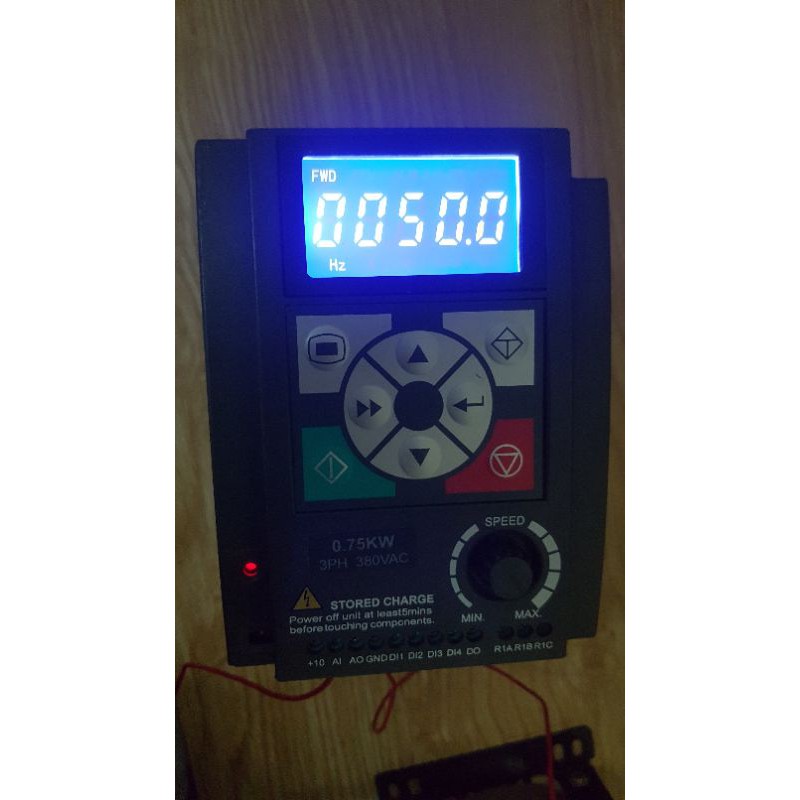 Biến tần HPMONT 3 Phase 380VAC 0.75kW