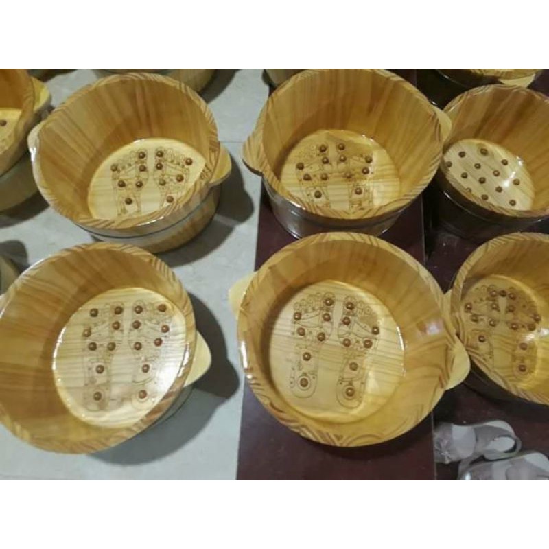 Chậu gỗ ngâm chân hình bàn chân