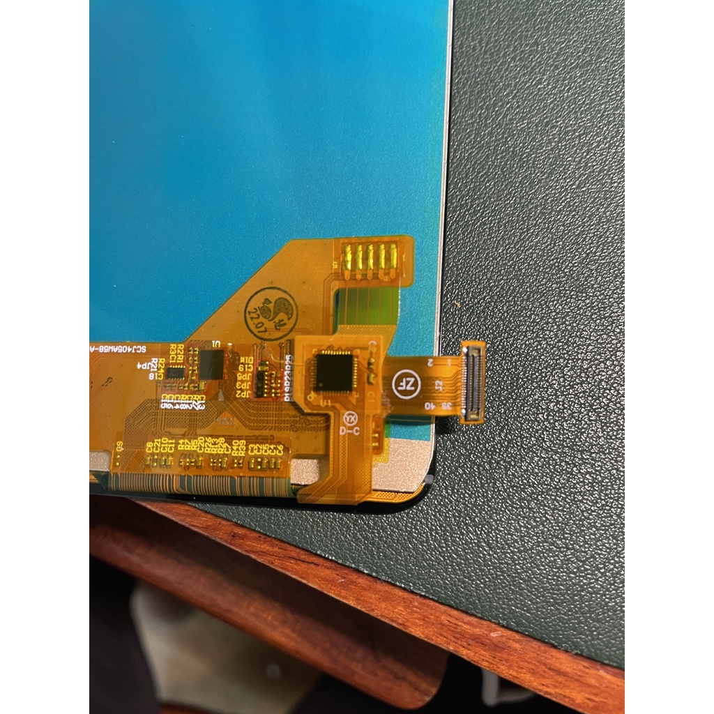 Màn Hình Samsung A40S tặng Kèm Bộ Sửa 8 Trong 1 Và Keo Dán Màn