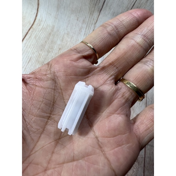 Nam châm máy nước nóng