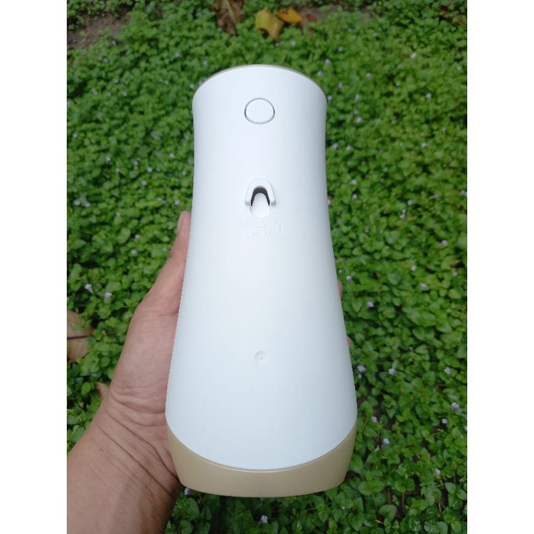 Máy Xịt Thơm Phòng Tự Động GLADE