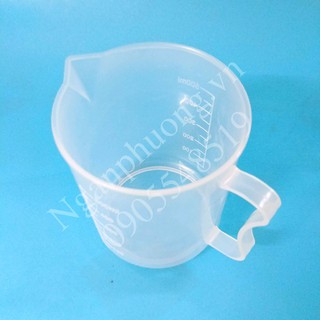 Ca đong nhựa 500ml có vạch chia