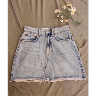 Chân váy denim Zara