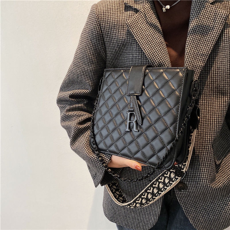 Túi đeo vai sức chứa lớn thiết kế sang trọng thời trang thu đông cho nữ