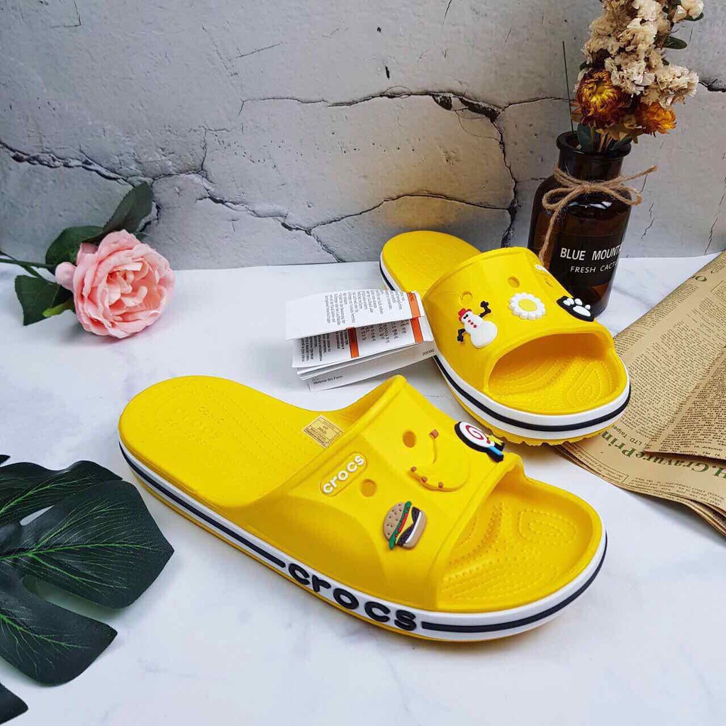 dép lê Cross màu vàng  tặng thêm 12 sticker cross