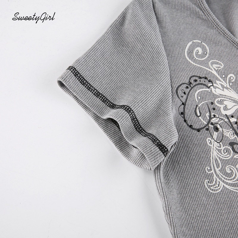 Áo Croptop Ngắn Tay Cổ Chữ V In Họa Tiết Bướm Thời Trang Đường Phố Dành Cho Nữ