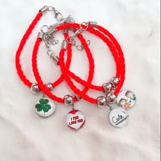 Vòng tay dây đỏ mặt gạch đủ hình. 25k