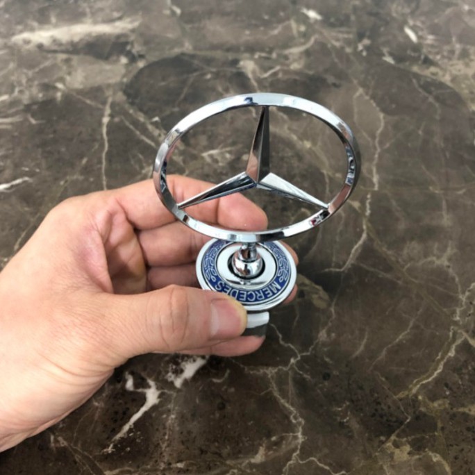 Sản Phẩm Logo nắp ca po đầu xe Mercedes cao cấp .